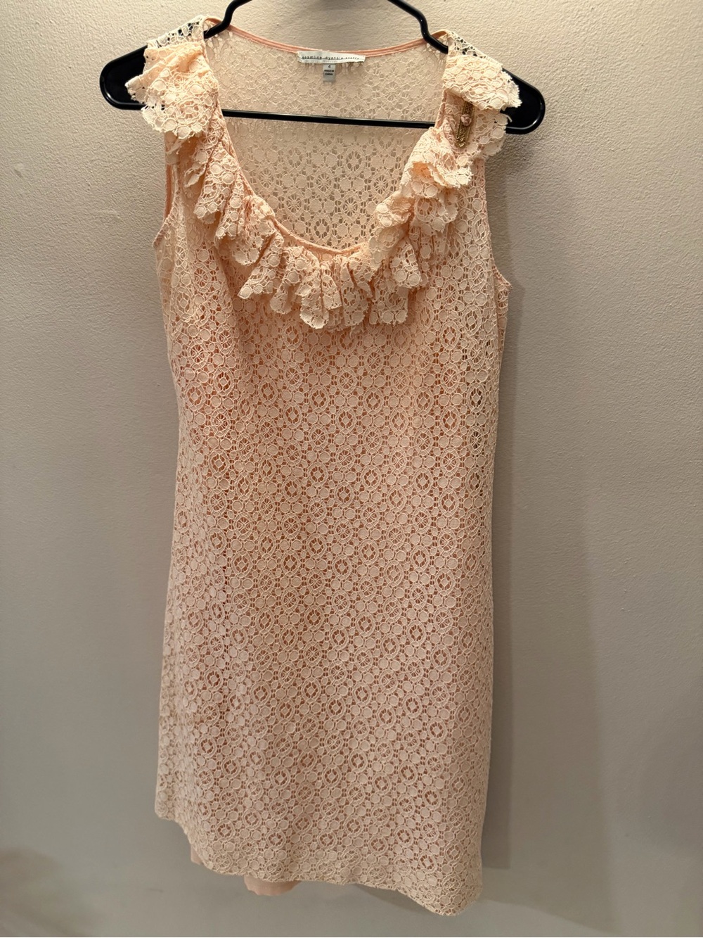 Seamline Cynthia Steffe Peach Lace Ruffle Dress Brooch Side Zip Womens 4‎